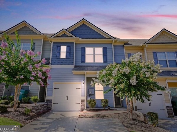 265 Valley Crossing, Canton