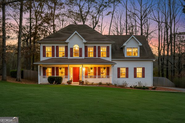 7272 Coral Lake Drive, Flowery Branch