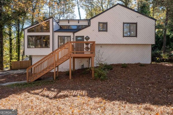 1718 CHRISTIE Drive, Marietta