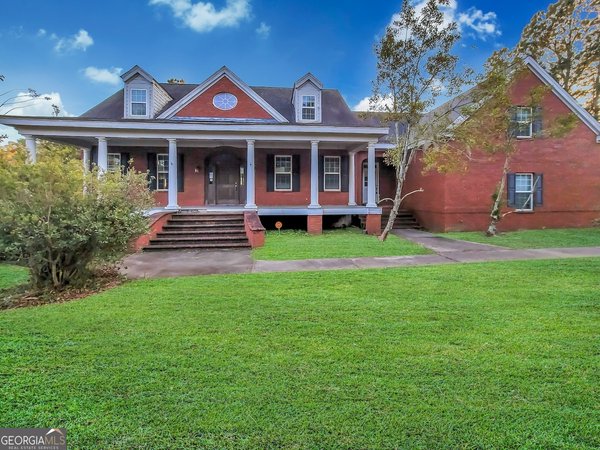 221 Lyman Hall, Savannah