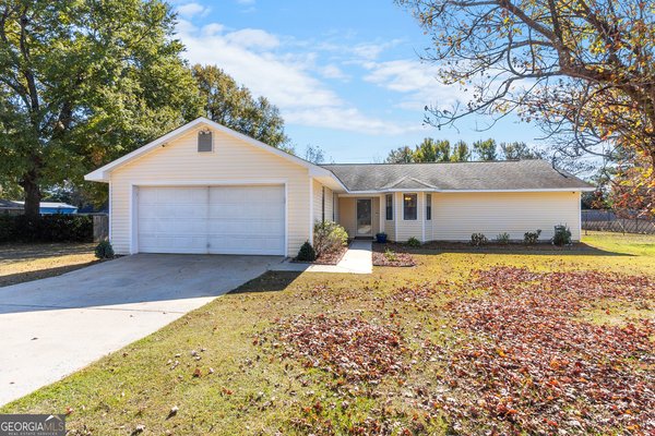 108 Water Drive, Warner Robins