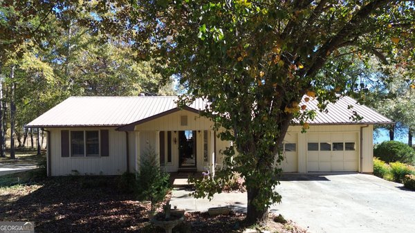 410 Cedar Street, Lavonia