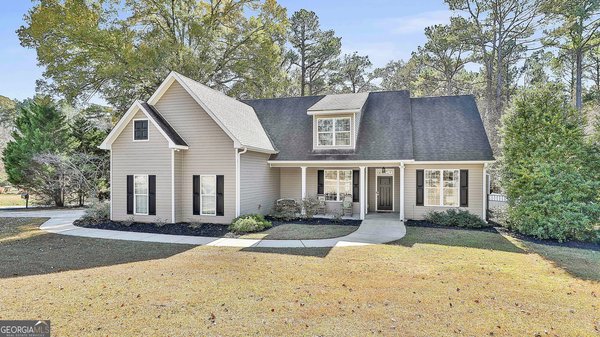 11 Hubbard Road, Newnan