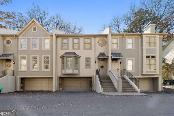 1232 Brookhaven Park Place, Brookhaven