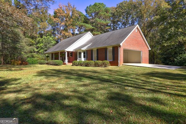 586 Higgins Road, Jackson