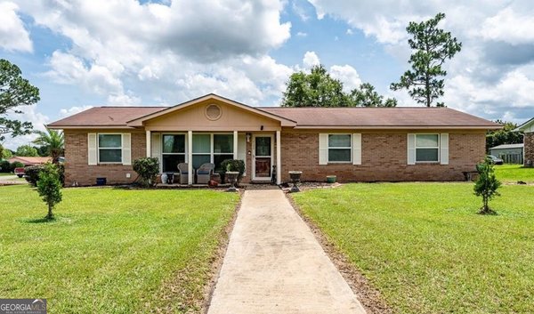 414 Pine Glen Drive, Albany