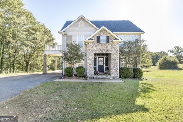 1550 Charlie Benson Road, Forsyth
