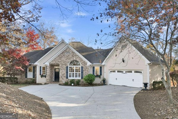 6435 BARBERRRY HILL Drive, Gainesville