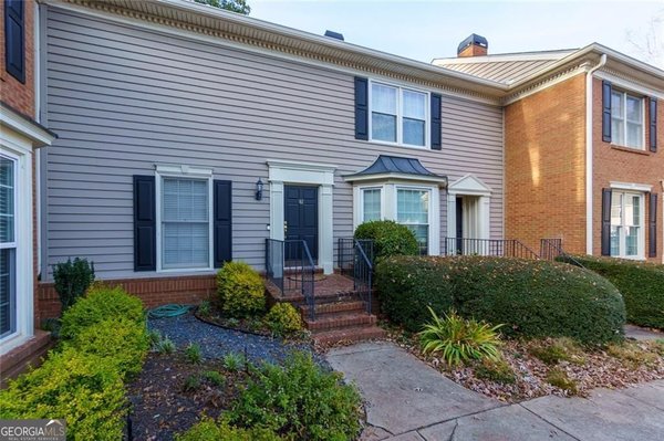 82 Mt Vernon Circle, Atlanta