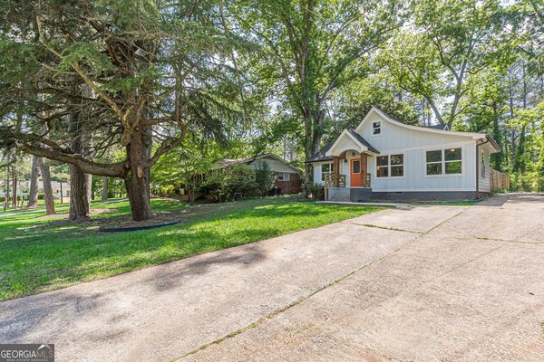 3275 Dodson Drive, East Point