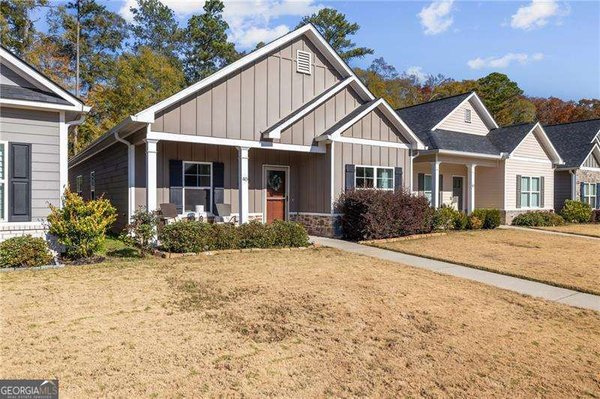 40 Calloway Lane, Cartersville