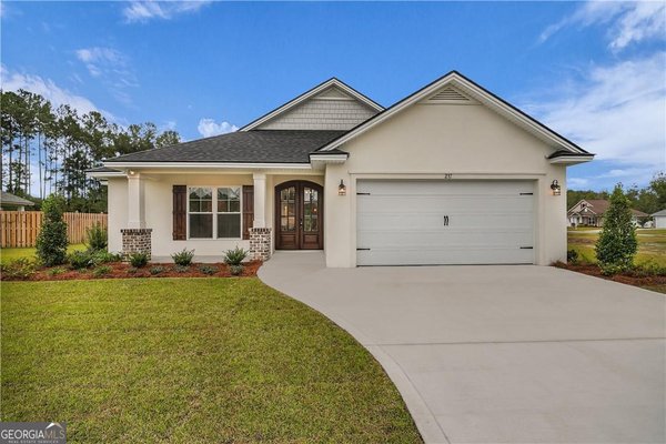 217 Sweetwater Boulevard, Brunswick