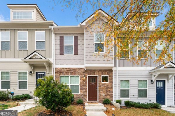 849 Crestwell Ct Way, Atlanta