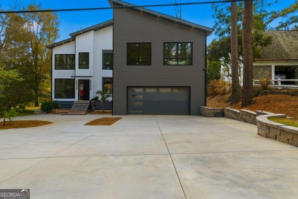 4238 Paces Ferry Road, Atlanta