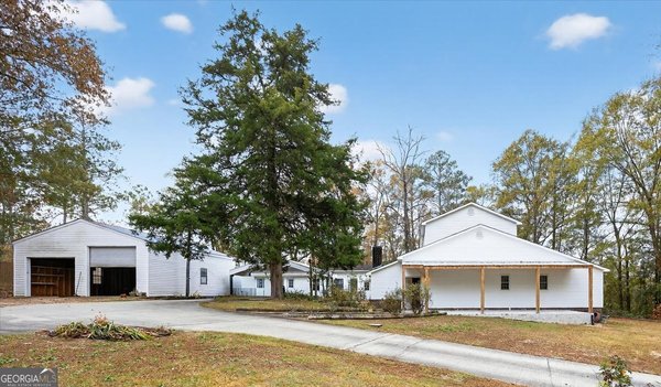 5682 Hartley Bridge Road, Macon