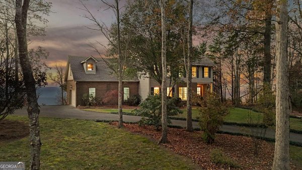 141 Brow Lake Road, Lookout Mountain