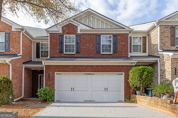 212 Bellecliff Court, Tucker