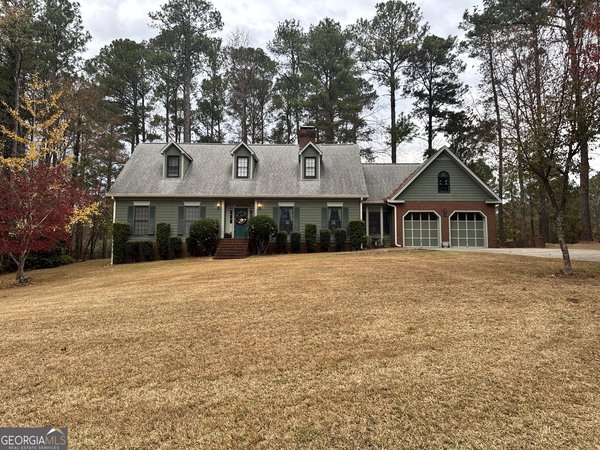 214 River North Circle, Macon