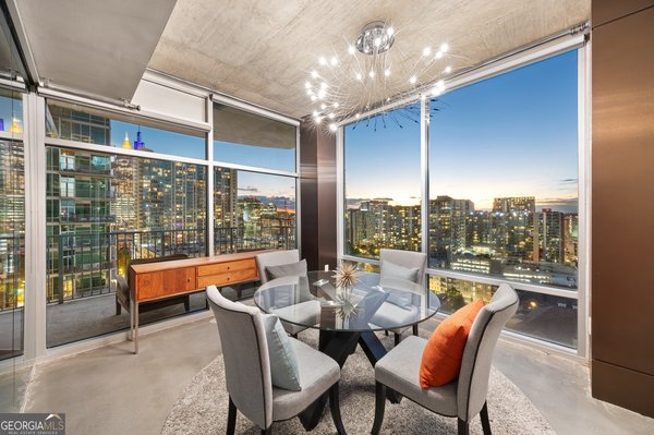 943 Peachtree Street, Atlanta