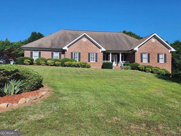 1205 Mill Creek Lane, Stockbridge