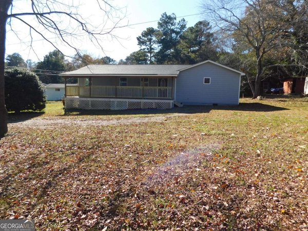 332 Newtown Road, Calhoun