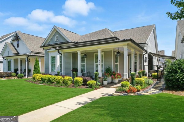 326 Mcdaniel Place, Canton