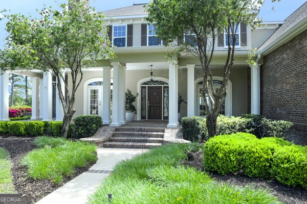 1003 Brown Thrasher Point, St. Marys