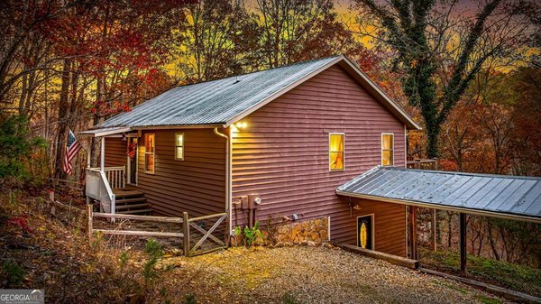 90 Hay Lane, Morganton