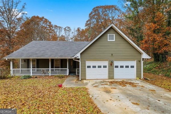 5784 SHOAL CREEK Drive, Douglasville