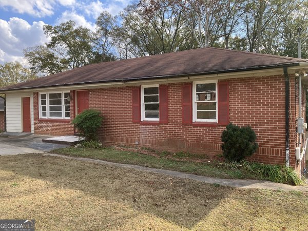 1031 Pine Street, Conyers