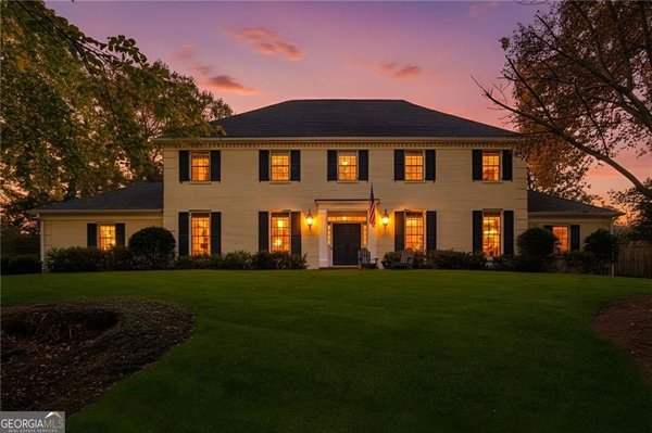 2010 Rivermeade Way, Atlanta