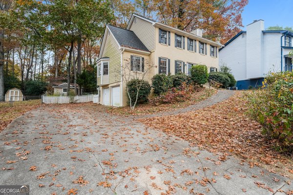 2820 Spring Ridge Circle, Snellville