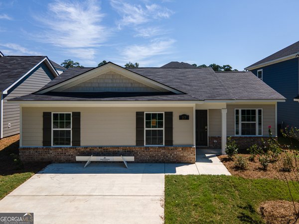 27 Whiterock Drive, Phenix City