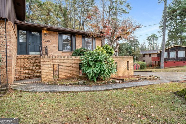2738 Rainbow Ridge Road, Decatur