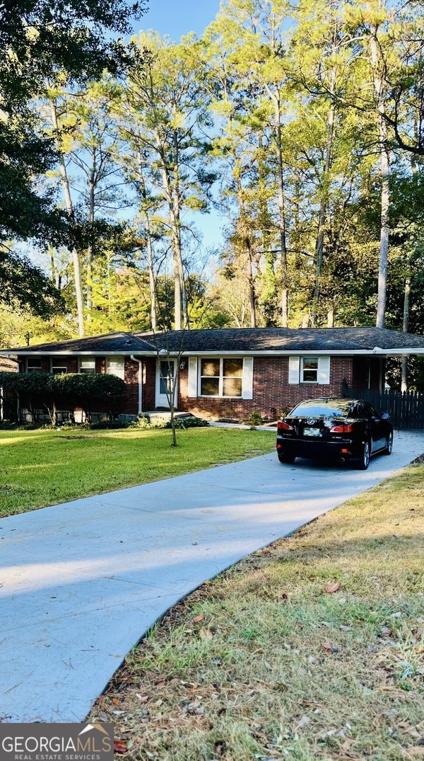 2493 Warwick Circle, Atlanta