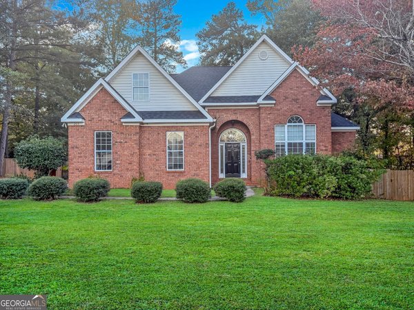 205 Ashbrooke Court, Macon