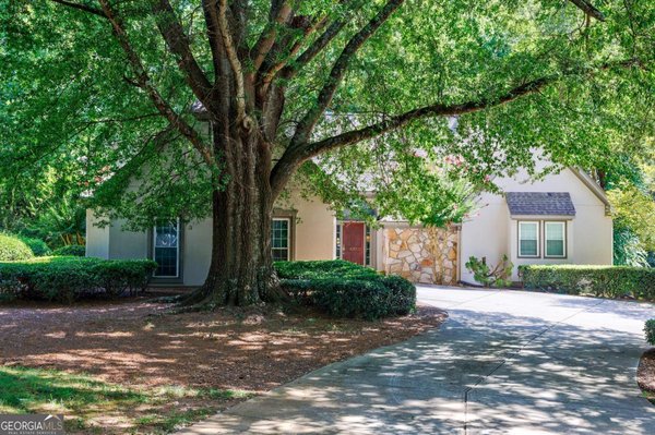 410 Red Jacket Way, Alpharetta