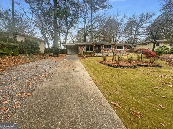 3027 Belaire Circle, Atlanta