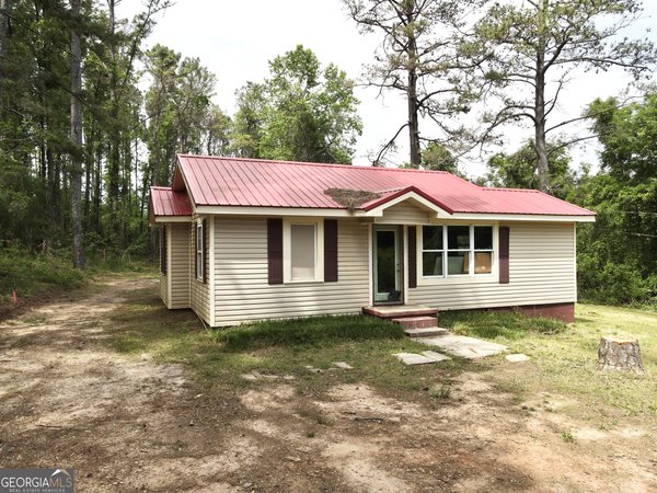 135 Chase Road, Lagrange