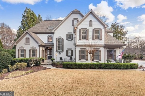6005 Oakbury Lane, Suwanee