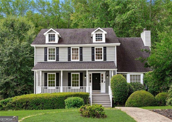 2835 Shurburne Drive, Alpharetta