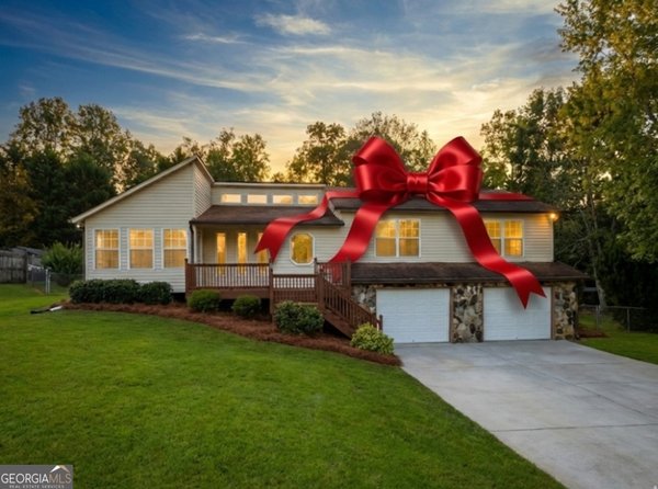 208 Windfield Drive, Woodstock