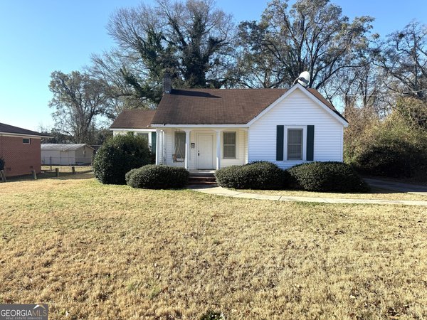 243 Tate Street, Elberton