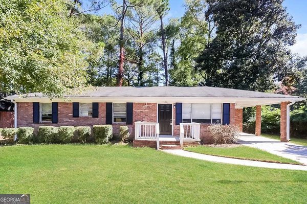 5386 Saint Lo Lane, Atlanta