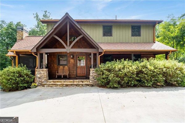 218 Chickadee Drive, Blue Ridge