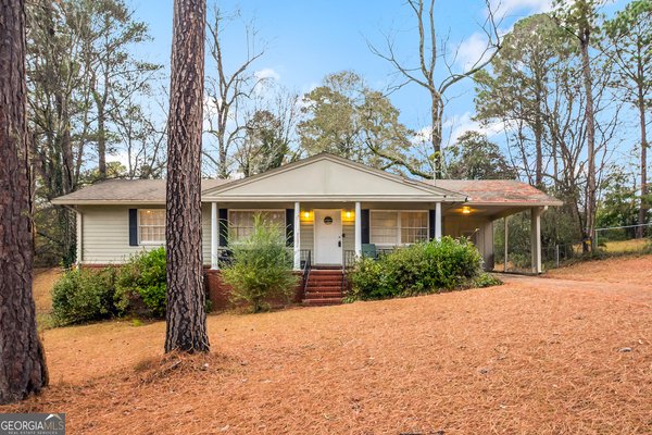 4227 Wood Forest Place, Macon