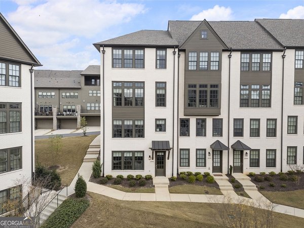 6802 Encore Boulevard, Atlanta