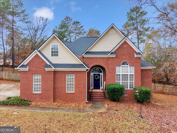 309 Millwood Court, Macon