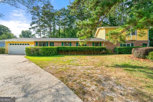 1885 North Drive, Atlanta