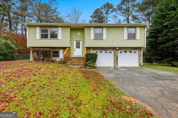 1985 Morris Drive, Riverdale